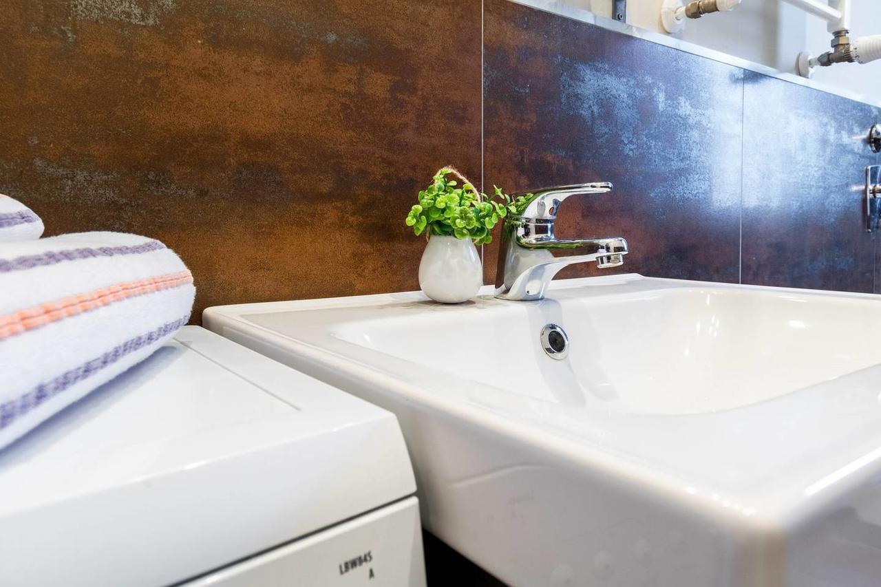 Hintown Street Art House Apartment Милано Екстериор снимка